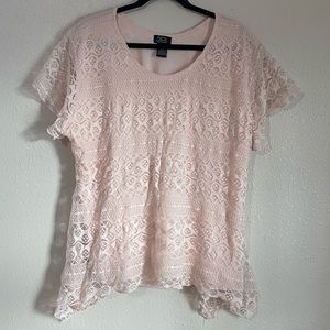 Light pale pink asymmetrical hem lace shirt